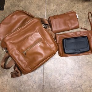 Fawn Diaper Bag w/ stroller hooks & changing set